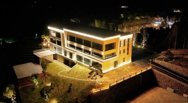 Ginlan Jia Resort Anji Zhejiang, Prenota Resort Hotel a Huzhou con piscina, Piscina