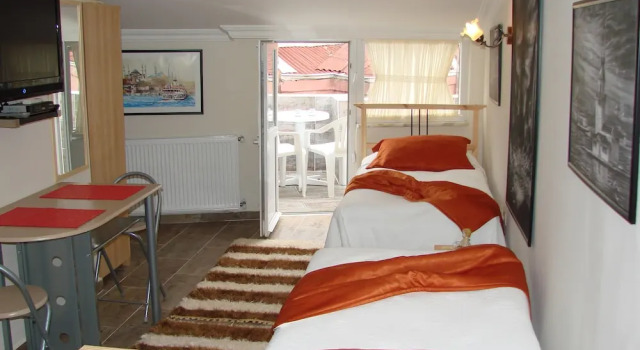 Двухместный номер Economy c 1 комнатой с видом на внутренний двор Tom Square Boutique Hotel