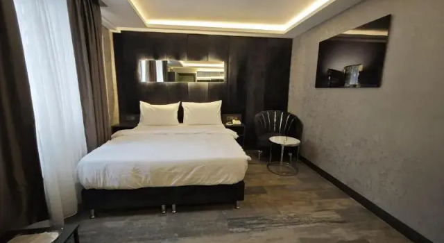 Standardowy dwuosobowy pokój 216 Silver Suite