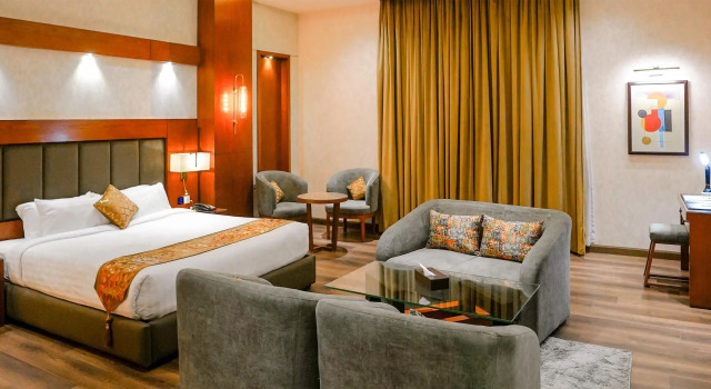 Люкс Best Western City Center Gujranwala