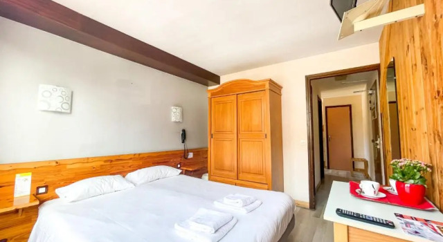 Семейный номер Standard с видом на горы Atmosphere Hotel