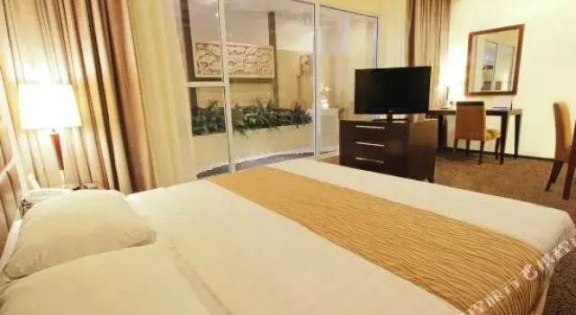 Harmoni One Convention Hotel & Service Apartments, Book Apartment Hotels in Batam with Breakfast, Breakfasts
