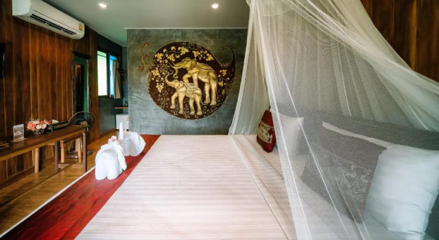 Бунгало с видом на бассейн Sawasdee Sukhothai Resort