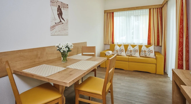 Апартаменты Appartement Gästehaus Bergkristall