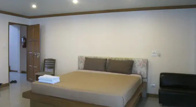 Rouge Service Apartment