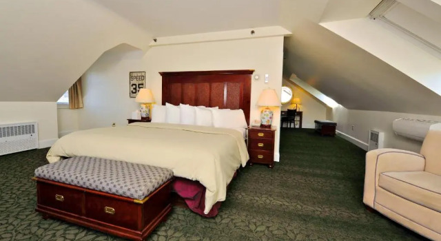 Номер Premier Jailhouse Inn