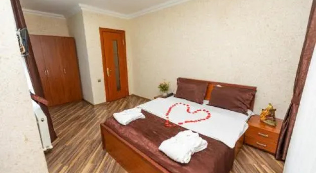 Karvan Hotel