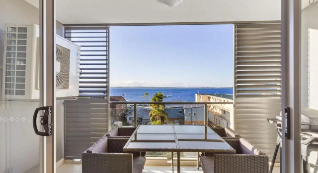 Апартаменты The Shoal Apartments, Unit 410/4-8 Bullecourt Street