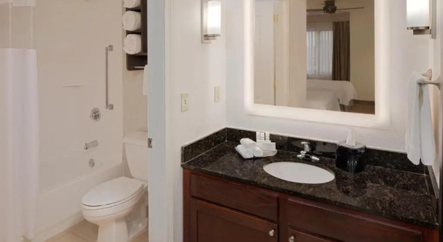 Четырёхместный номер Standard Homewood Suites by Hilton Minneapolis-Mall Of America