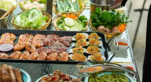 Mingjing International Hotel, Varaa Hotelli Qianxinan Kiina