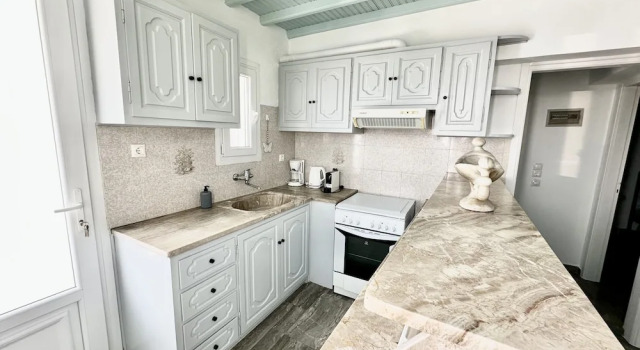Апартаменты Comfort Irenes Residence