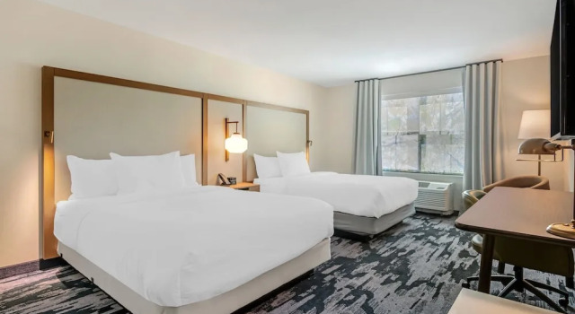 Четырёхместный номер Standard Fairfield by Marriott Inn & Suites North Conway