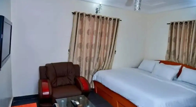 Glitaz Apartment