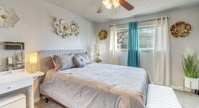 Furnished Patio! Family-friendly Tulsa Townhome, Book Lejlighed Lejligheder i Tulsa, Lejlighed