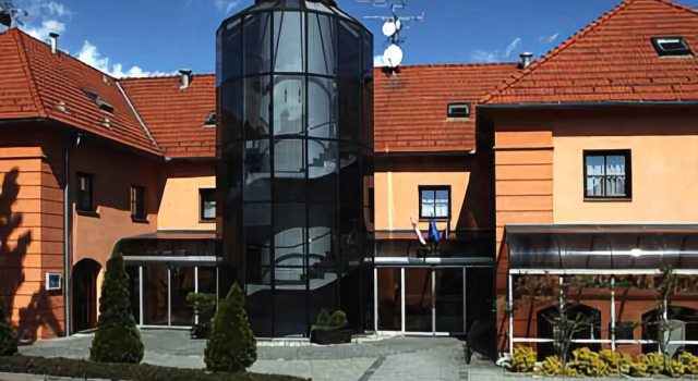 Zámecký Hotel Zlatý Orel