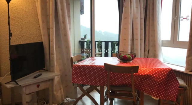 au Bonheur - Praloup 1600 - Au cœur de la station et au pied des pistes - La voile des neiges - parking commun privé - local ski, Забронировать Апартаменты/квартира Юверне-Фур Ubaye Valley, рядом с Гондольный подъемник Моланес