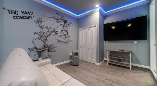 The Most Beautiful Vacation Homes 7 Miles to Disney, Забронировать Отель Отели Фор Корнерз с бассейном, Бассейн