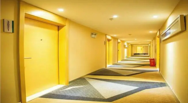 City Comfort Inn Wuzhou Bus Station, Varaa Hotelli Wuzhou 