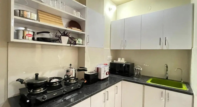 Апартаменты BedChambers Serviced Apartment, Medicity