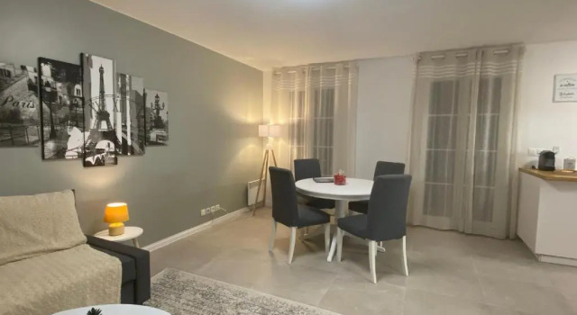 Апартаменты Cosy By DREAM APARTMENTS