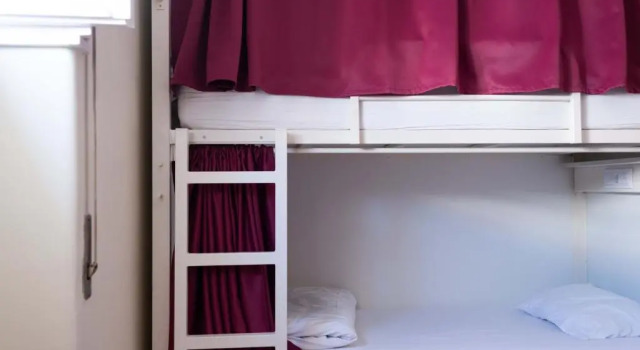 Кровать в общем номере (женский номер) Sant Jordi Hostels Lisbon