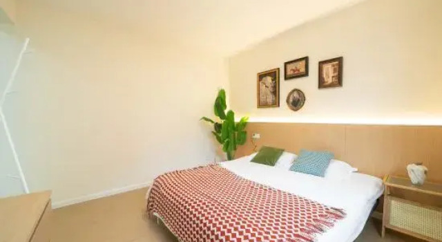 Люкс с 3 комнатами Xiaomeijia Homestay (Nanjing Xi Road Branch Shanghai)