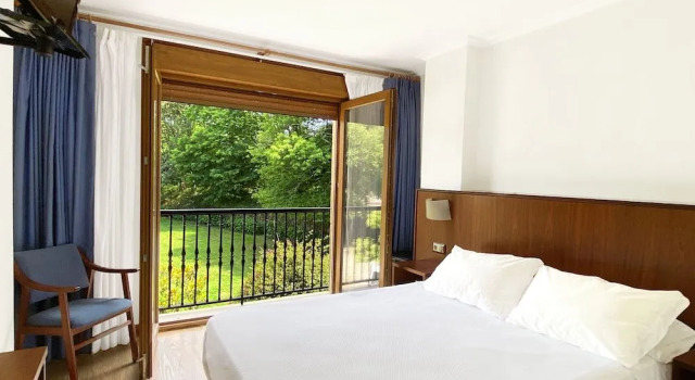 Hotel Entrerobles, Book Hotel Baiona Pontevedra Province