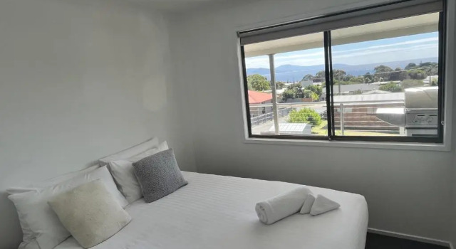 Bicheno Blue Horizon
