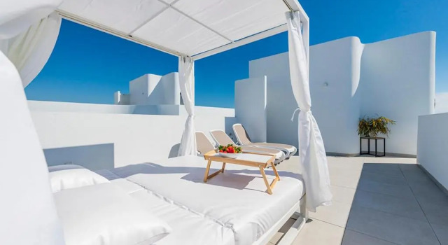Вилла Stylish Villa 2018,Pool,3B.R.Wifi,Netflix