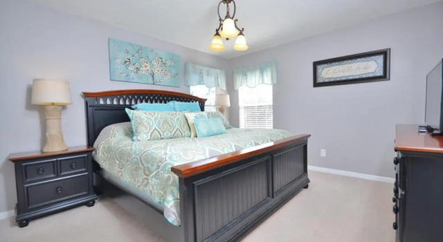 406 Solana 6 Bedrooms, 3 Bathrooms