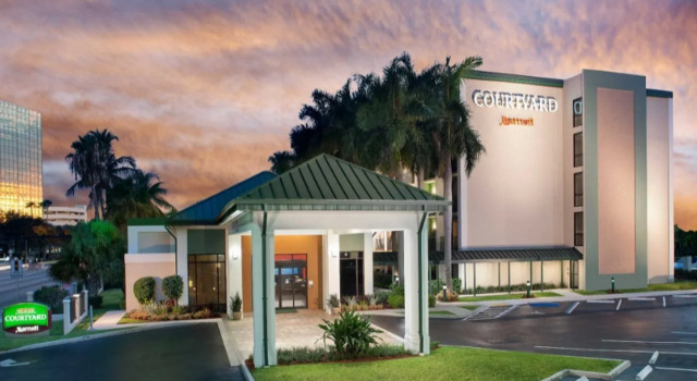 Courtyard by Marriott Fort Lauderdale East