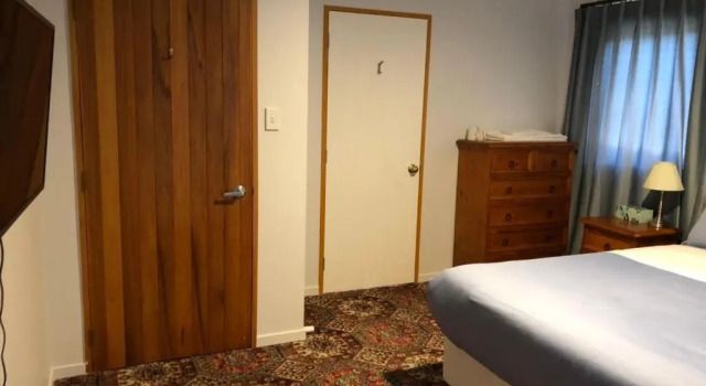 Visitor Room Self Check-in, Buchen Sie Hotel Queenstown Lake Wakatipu