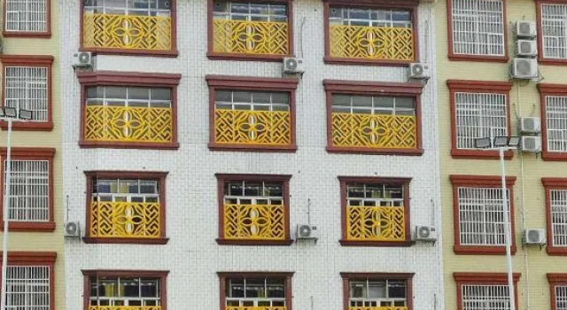 Nanning Zhuangjin Hotel, Rezerwuj Hotel Hotele w Nanning z parkingiem, Parking