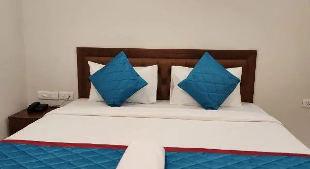 Номер Deluxe Suraksha Stay Whitefield Hotel