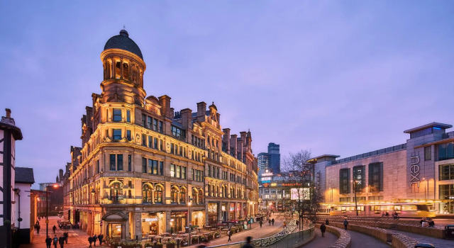 Roomzzz Manchester Victoria, Забронировать Отель Отели Большого Манчестера 4 звезды, 4*