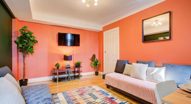 Hyde Park Private Family Apartments