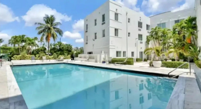 Miami Beach 1 bedroom Beachside Comfort, Забронировать Апартаменты/квартира Апартаменты штата Флориды, Апартаменты/квартира