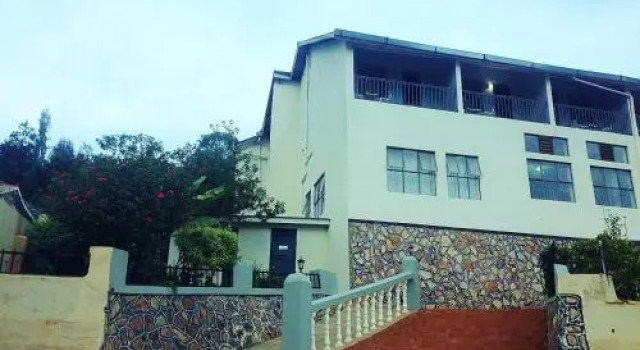 Green Hills Hotel Kabale, Book Hotel Hotels in Kabale with a Pool, Swimming Pool