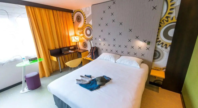 Четырёхместный номер Standard ibis Styles Besançon