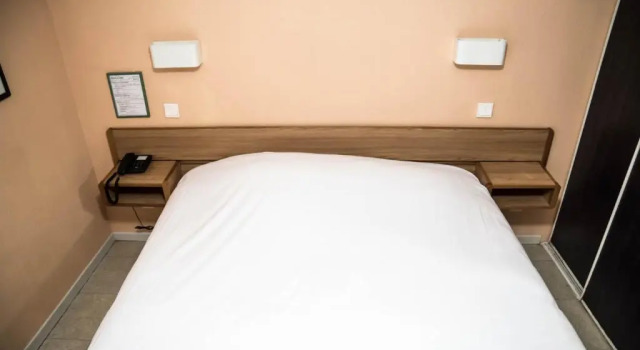 Номер Comfort Hôtel du Canal