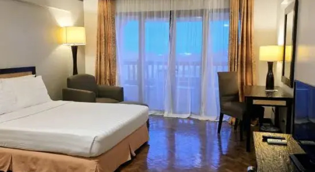 Двухместный полулюкс с видом на горы Отель Alta Vista De Boracay