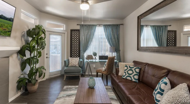 Executive King, Close to TCP and Kierland w Parking 1005, Забронировать Апартаменты/квартира Desert View Скотсдейл