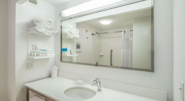 Четырёхместный номер Standard Hampton Inn Waterville