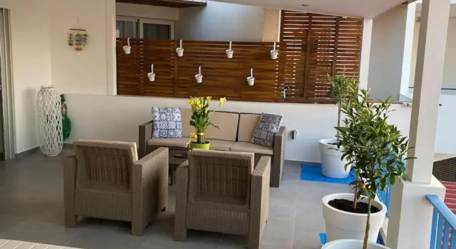 Casa Azzuro - Luxurious Modern Apartment Kapparis