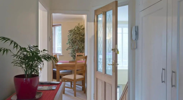 Апартаменты Poplar House Serviced Apartments