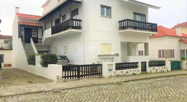 Apartment With 4 Bedrooms in Marinha Grande, With Wonderful sea View, Terrace and Wifi Near the Beach, Забронировать Апартаменты/квартира Маринья-Гранди Бейра-Алта