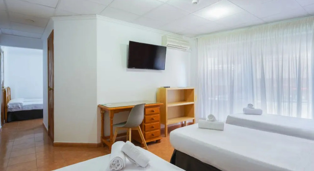 Семейный номер Standard Hostal Casa Antonio by Vivere Stays