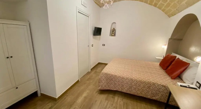 B&B Gallina 18, Забронировать Отель «постель и завтрак» Отели в центре Бари, в центре