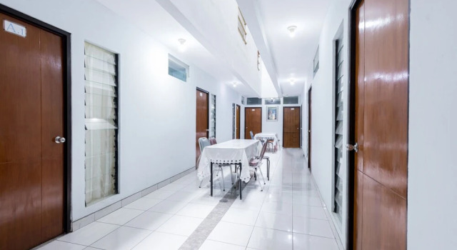 Cemara Gading by OYO Rooms