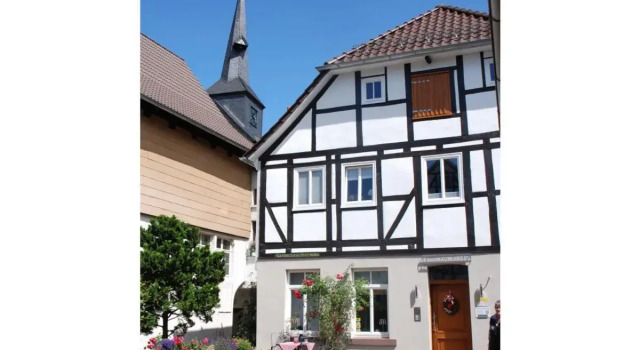 Korbmacherhaus, Rezervasyon Otel Bodenwerder Weser Uplands